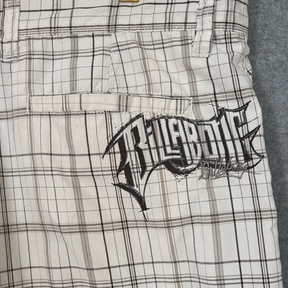 Billabong Men's Plaid Shorts - Cream and Brown Pants - Picture 4 of 7